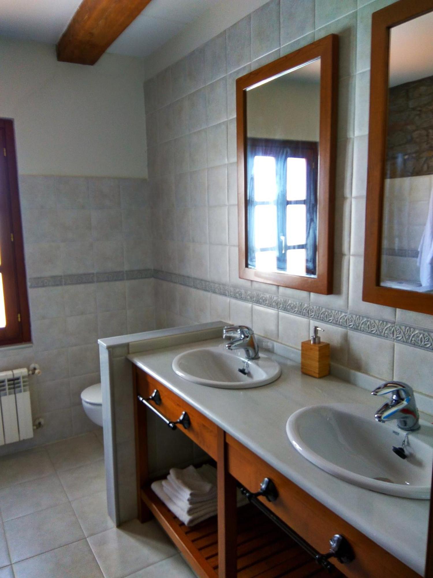 Casa De Aldea La Pumariega Hotell Caces Eksteriør bilde