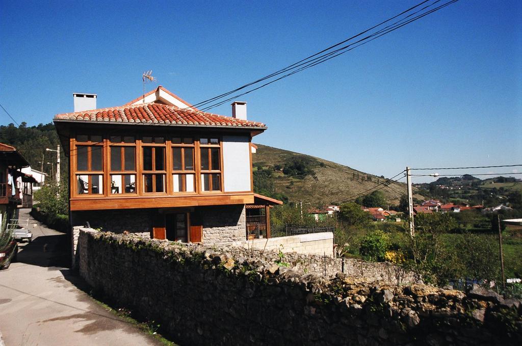 Casa De Aldea La Pumariega Hotell Caces Eksteriør bilde
