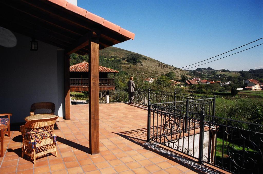Casa De Aldea La Pumariega Hotell Caces Eksteriør bilde