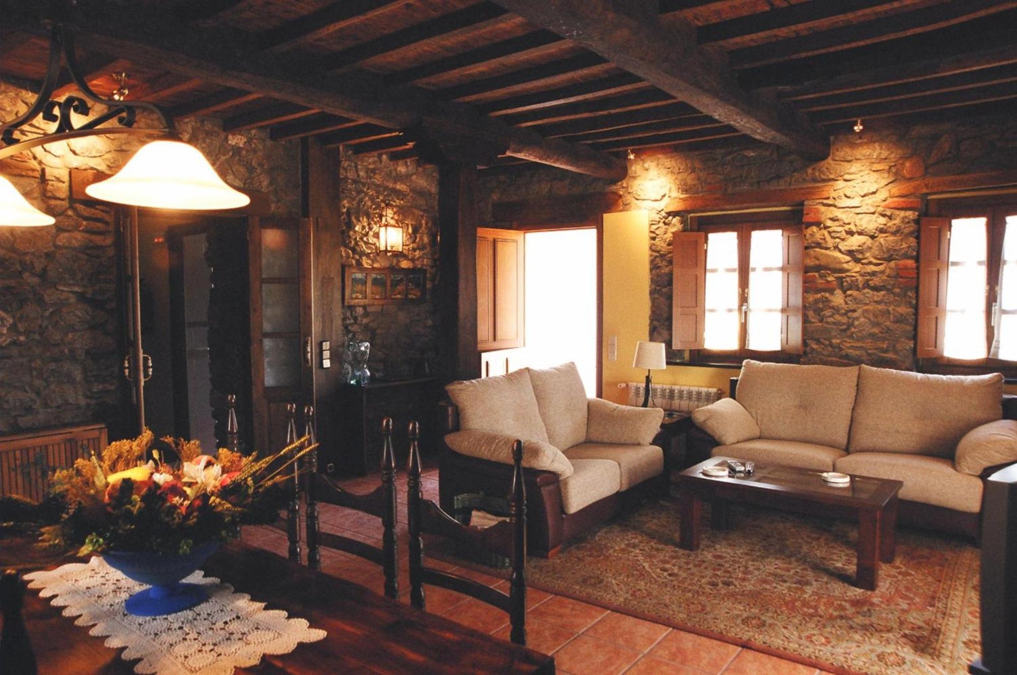 Casa De Aldea La Pumariega Hotell Caces Eksteriør bilde